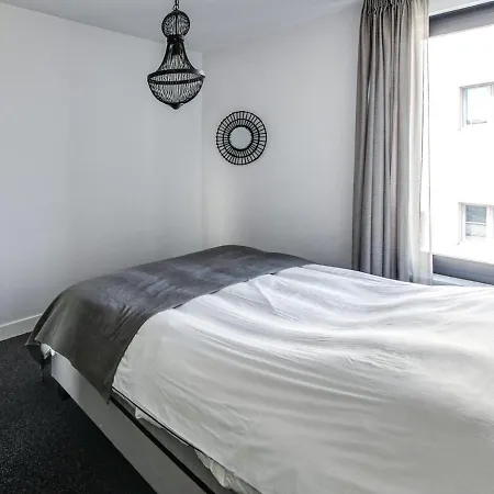 Modern In Near Seabeach * 카트베이크안제이